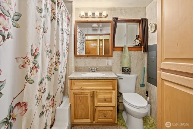 $521,000 | 831 Pine Glen Drive, Easton, WA 98925