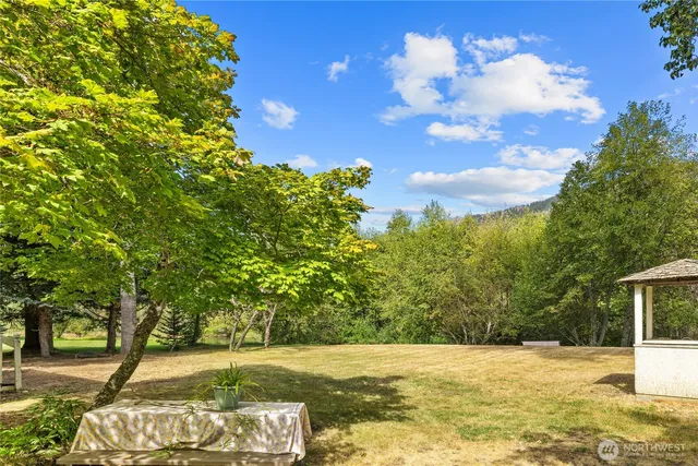 $521,000 | 831 Pine Glen Drive, Easton, WA 98925