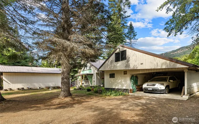 $521,000 | 831 Pine Glen Drive, Easton, WA 98925