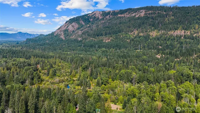 $521,000 | 831 Pine Glen Drive, Easton, WA 98925