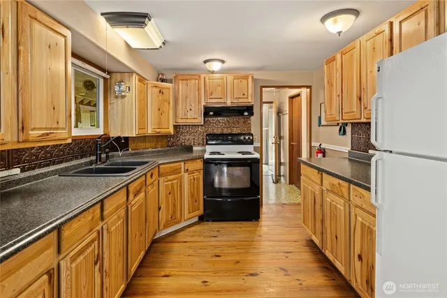 $521,000 | 831 Pine Glen Drive, Easton, WA 98925