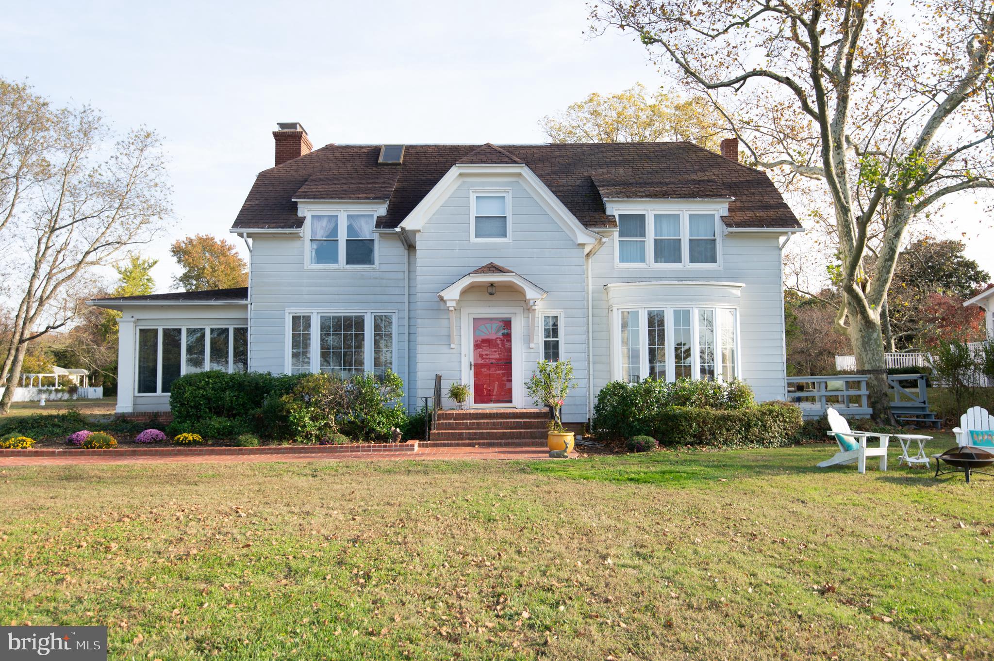 114 Riverside Drive Cambridge, MD 21613 - Photo 1 of 43 Exterior Front