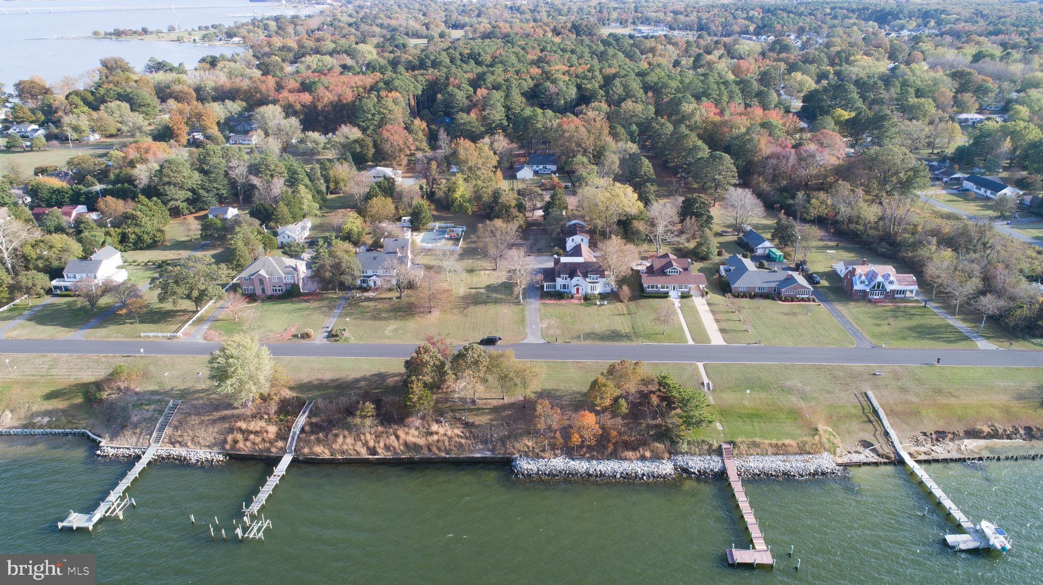 114 Riverside Drive Cambridge, MD 21613 - Photo 3 of 43 Aerial showing Waterfront