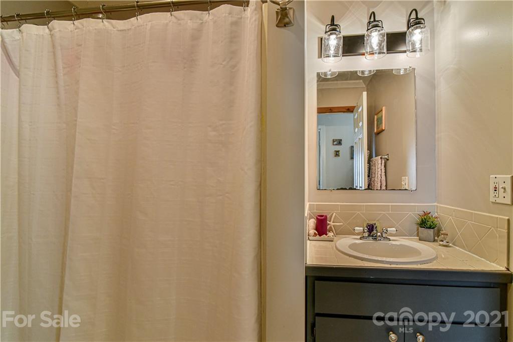 58 Shiloh Road Asheville, NC 28803 - Photo 16 of 22 Gallery Image 16