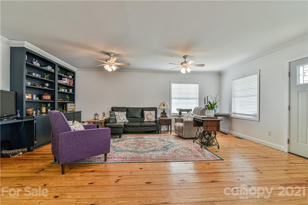 58 Shiloh Road Asheville, NC 28803 - Photo 5 of 22 Gallery Image 5