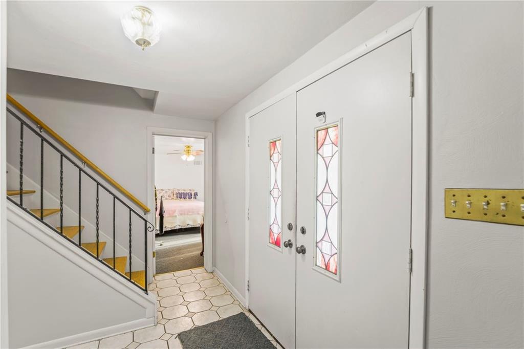224 Rush Valley Road Monroeville, PA 15146 - Photo 4 of 39 Gallery Image 4