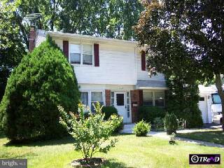 1129 Roberts Road Warminster, PA 18974 - Photo 1 of 6 Gallery Image 1
