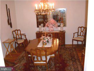 1129 Roberts Road Warminster, PA 18974 - Photo 4 of 6 Gallery Image 4