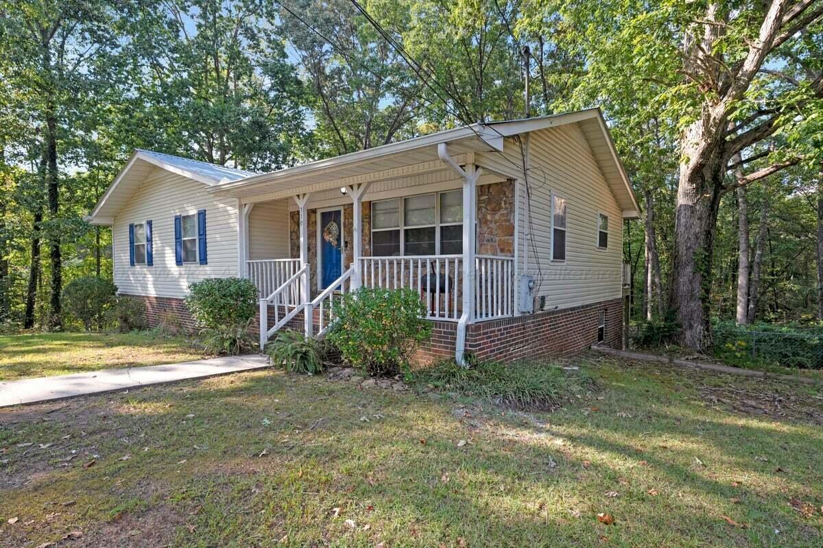 330 Sellers Road Dora, AL 35062 - Photo 2 of 24 IMG_0754