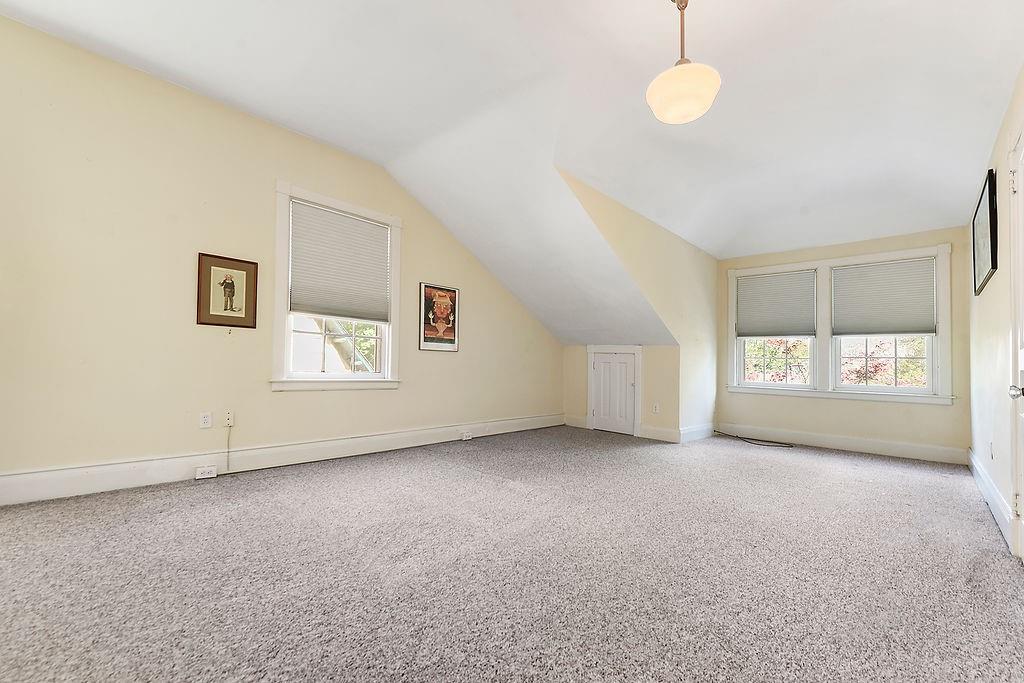 5664 Darlington Road Pittsburgh, PA 15217 - Photo 31 of 44 Gallery Image 31