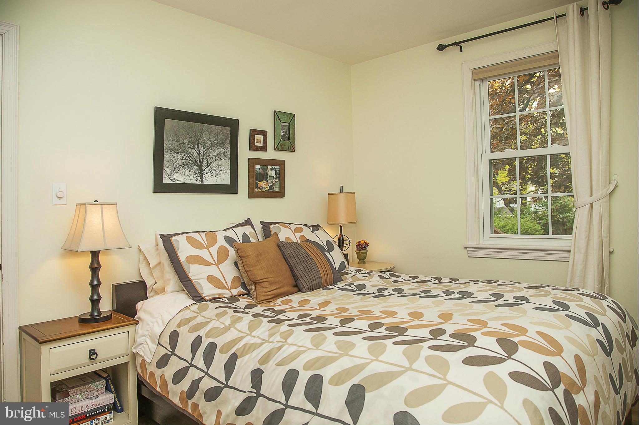 9508 Seminole Street Silver Spring, MD 20901 - Photo 13 of 28 a bedroom with a bed and a window