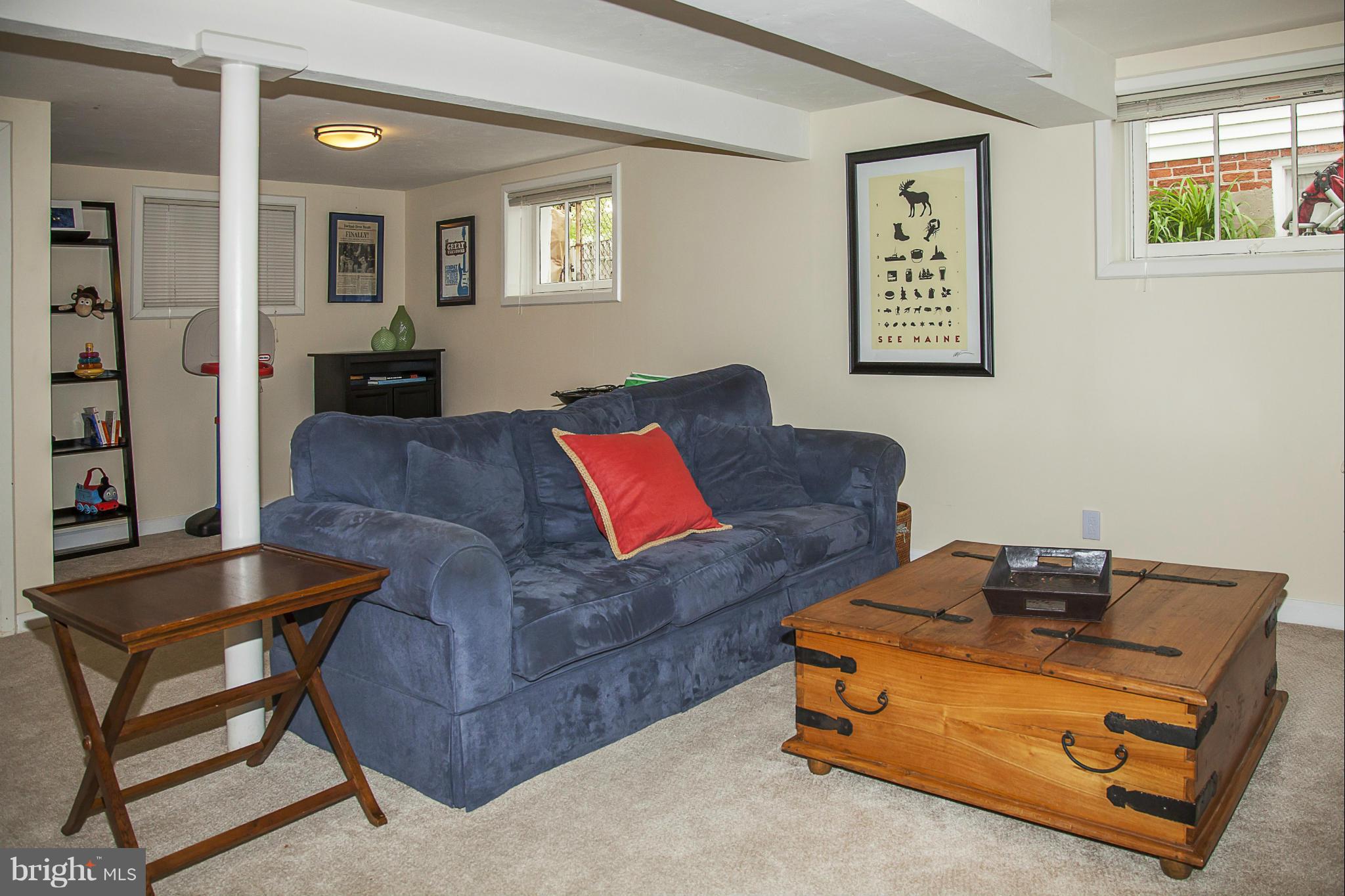 9508 Seminole Street Silver Spring, MD 20901 - Photo 23 of 28 a living room with furniture and a window