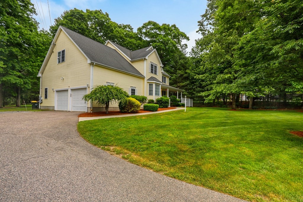 10 Highridge Road Bellingham, MA 02019 - Photo 2 of 40 Gallery Image 2