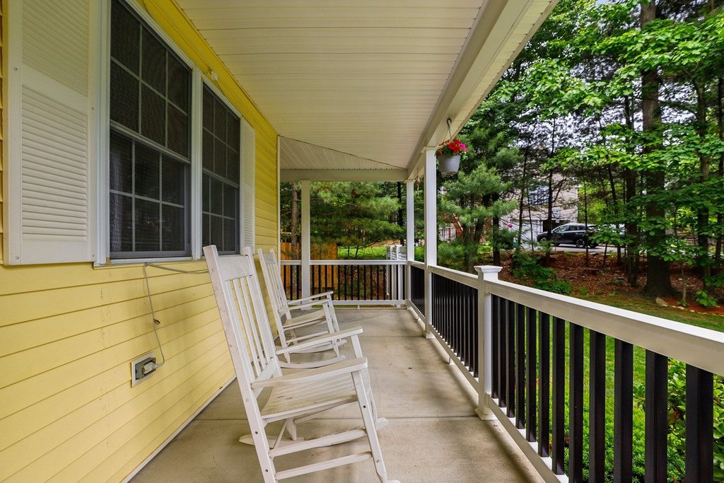 10 Highridge Road Bellingham, MA 02019 - Photo 3 of 40 Gallery Image 3