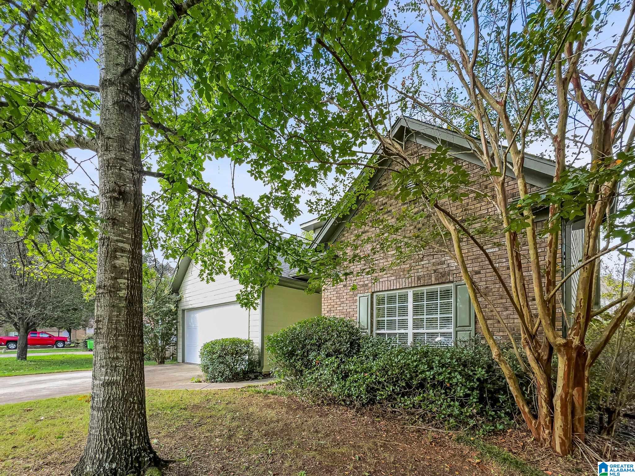 1908 Kent Circle Leeds, AL 35094 - Photo 1 of 25