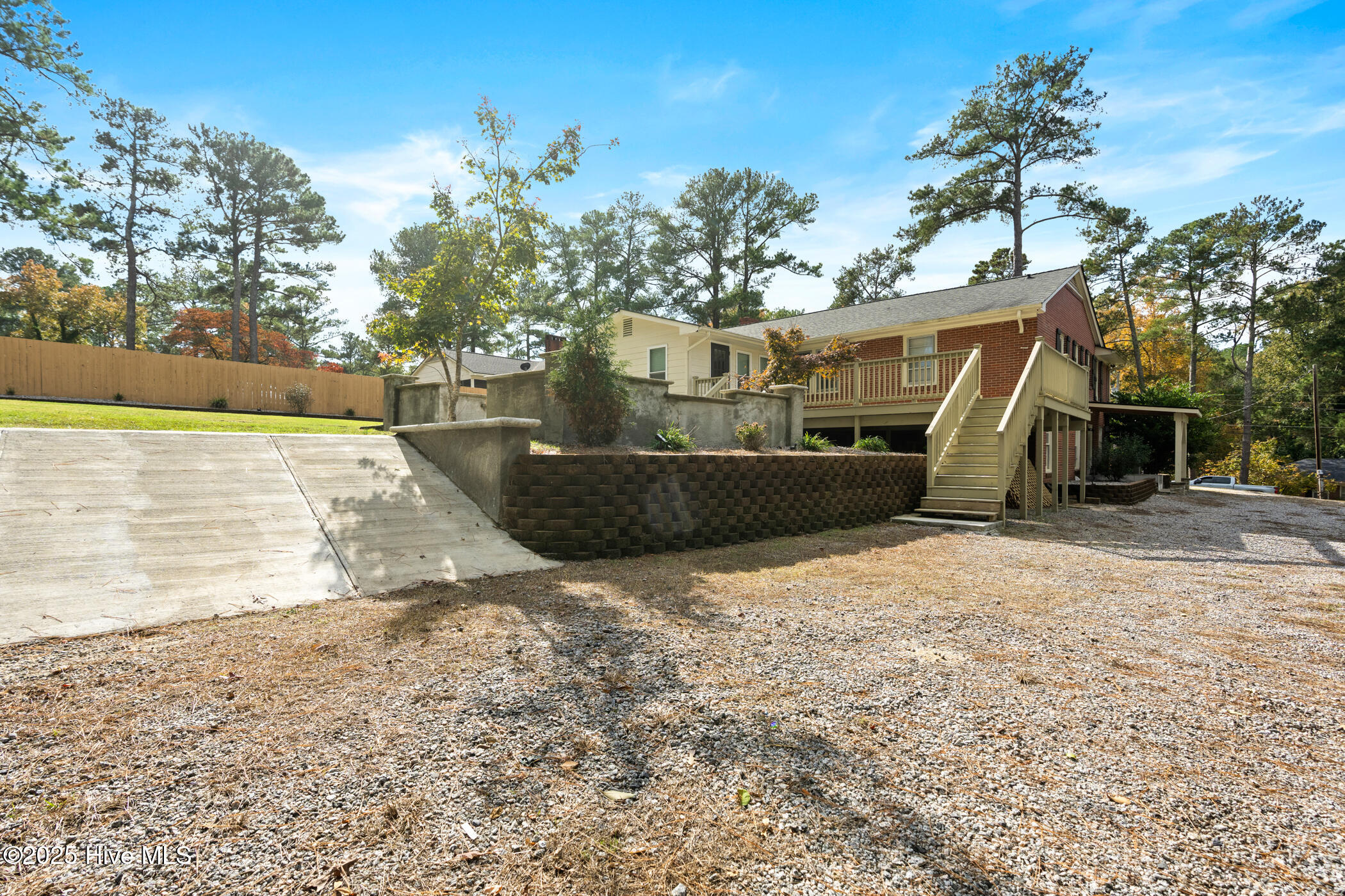 121 Woodland Road Rockingham, NC 28379 - Photo 11 of 45 A7409626