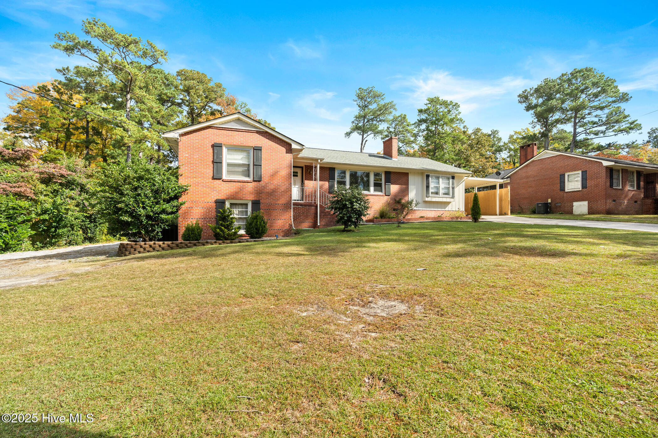 121 Woodland Road Rockingham, NC 28379 - Photo 6 of 45 A7409641