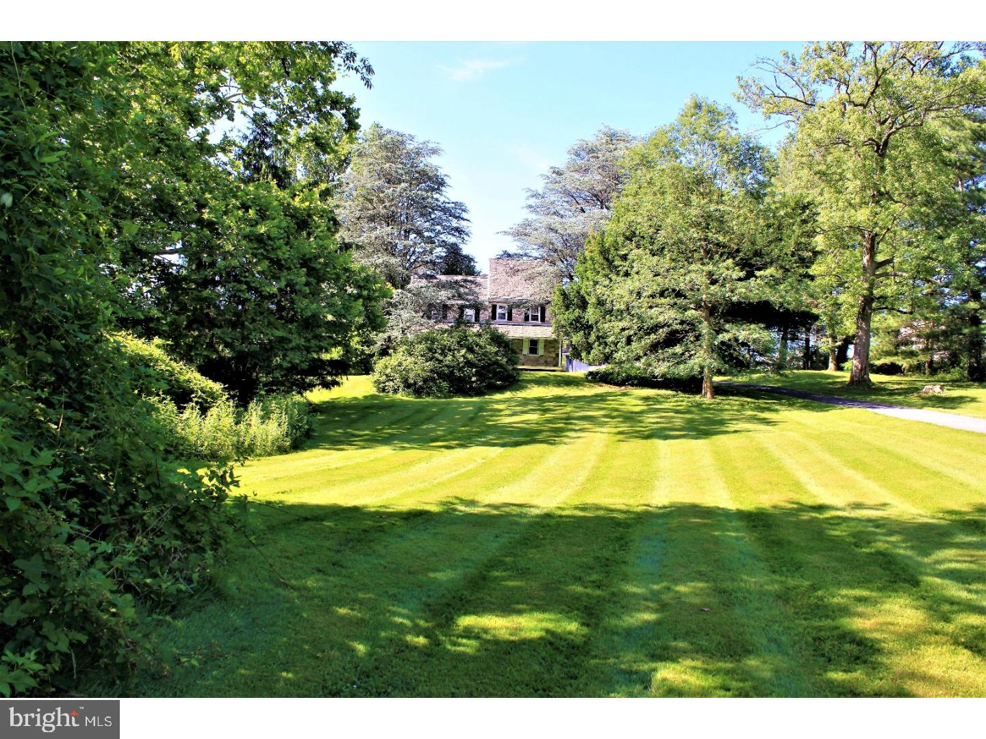 70 State Road Avondale, PA 19311 - Photo 3 of 25 Front Yard