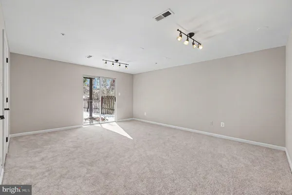 $2,550 | 423 Oakton Way, Abingdon, MD 21009