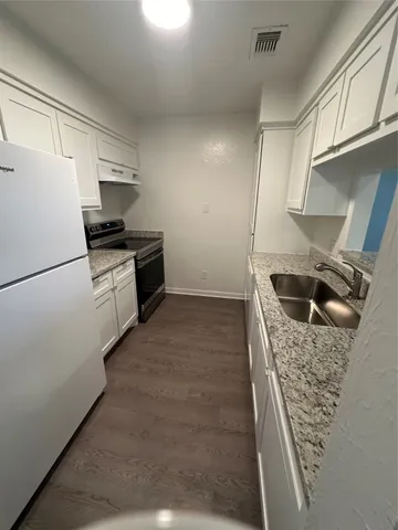 $1,250 | 709 Skylark Road, Unit 709D, Pasadena, TX 77502