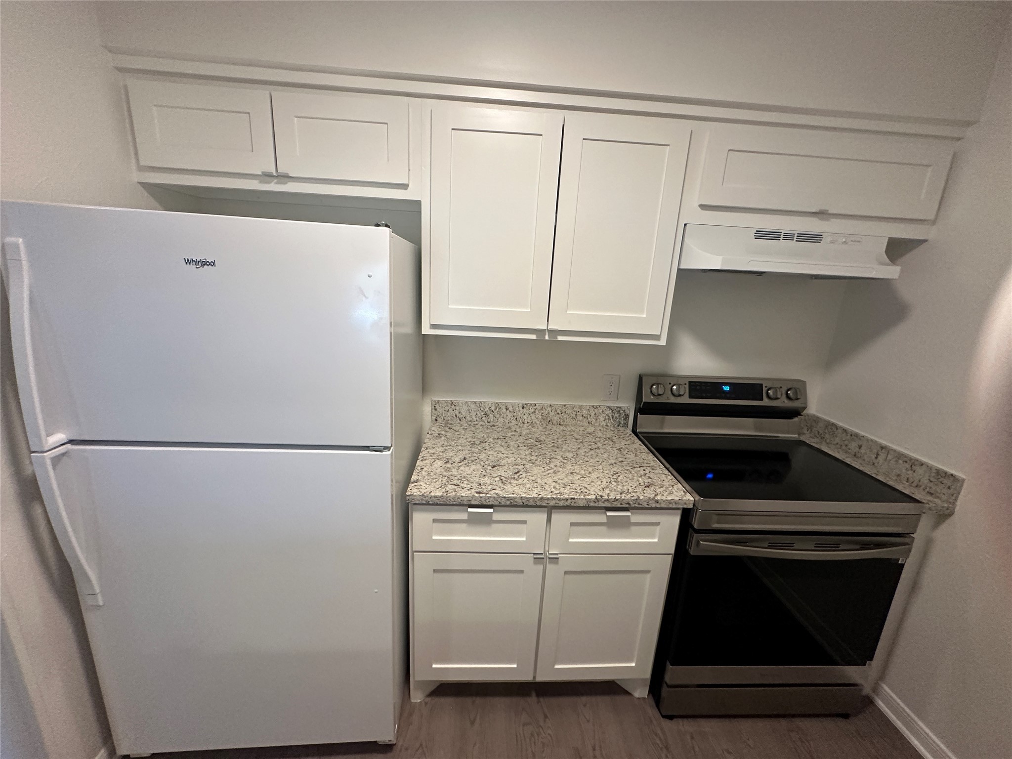 709 Skylark Road, Unit 709D Pasadena, TX 77502 - Photo 4 of 12