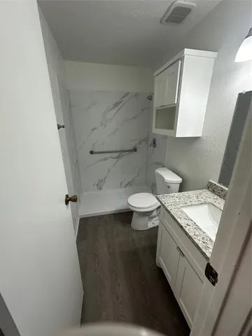 $1,250 | 709 Skylark Road, Unit 709D, Pasadena, TX 77502