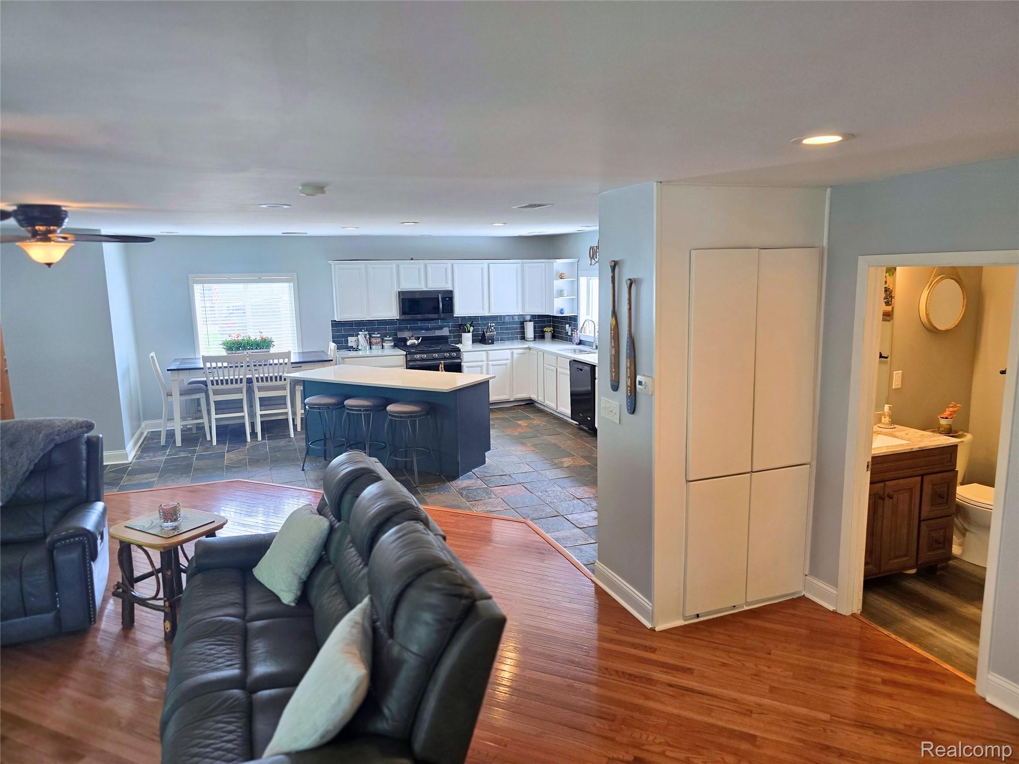 135 North Haven Street Novi, MI 48377 - Photo 12 of 36 8.jpg