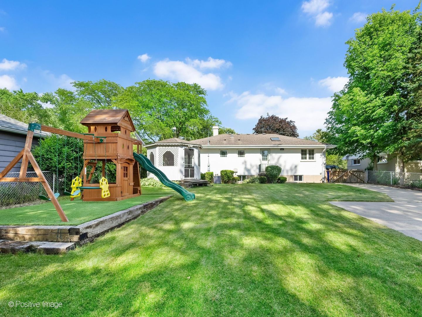808 Delles Road Wheaton, IL 60189 - Photo 22 of 27