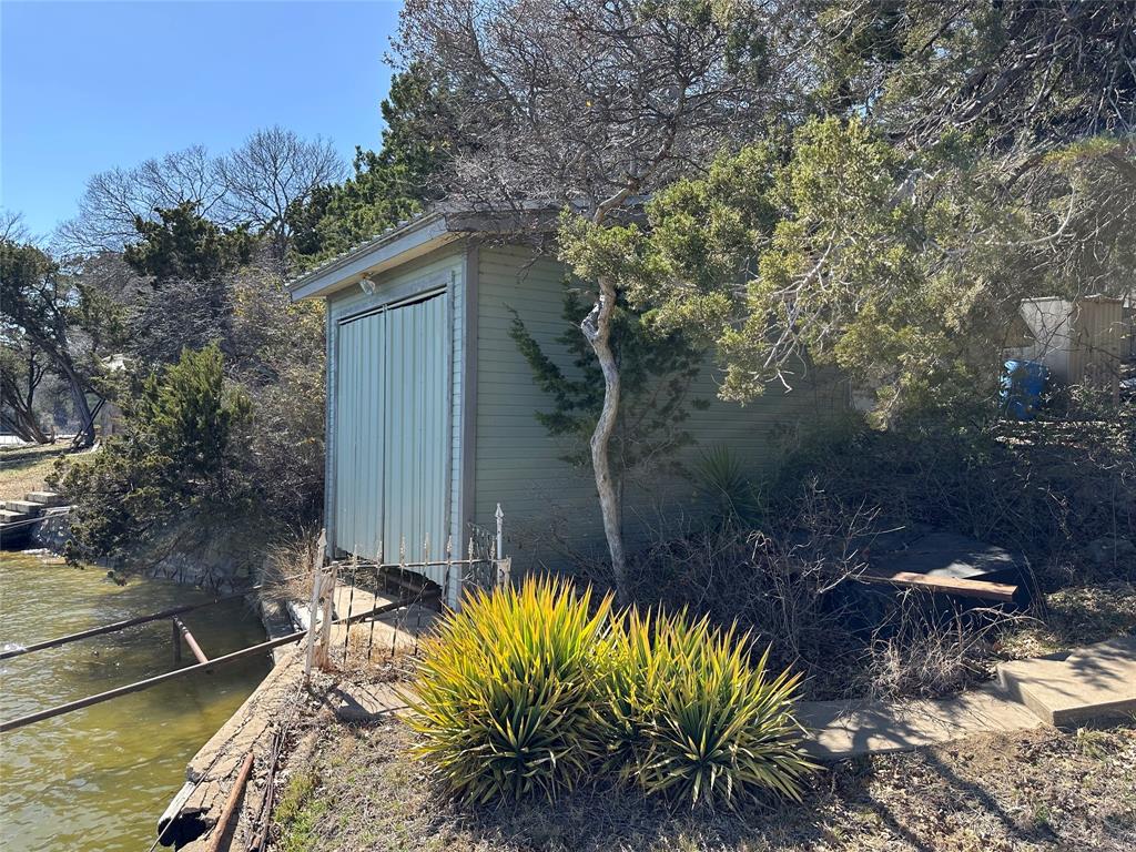 3725 Hazard Way Caddo, TX 76429 - Photo 8 of 40 Boat House