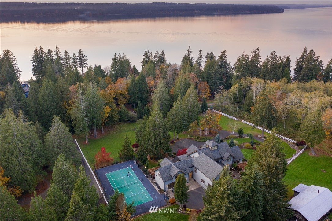 9804 Johnson Point Loop Northeast Olympia, WA 98516 - Photo 3 of 40