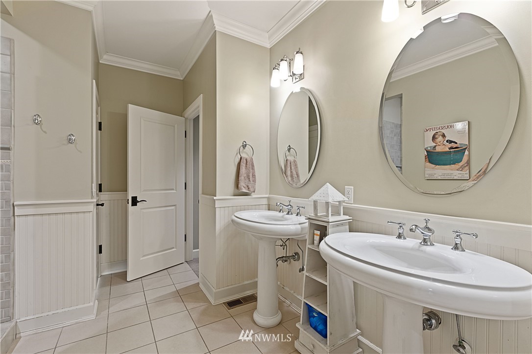 9804 Johnson Point Loop Northeast Olympia, WA 98516 - Photo 29 of 40