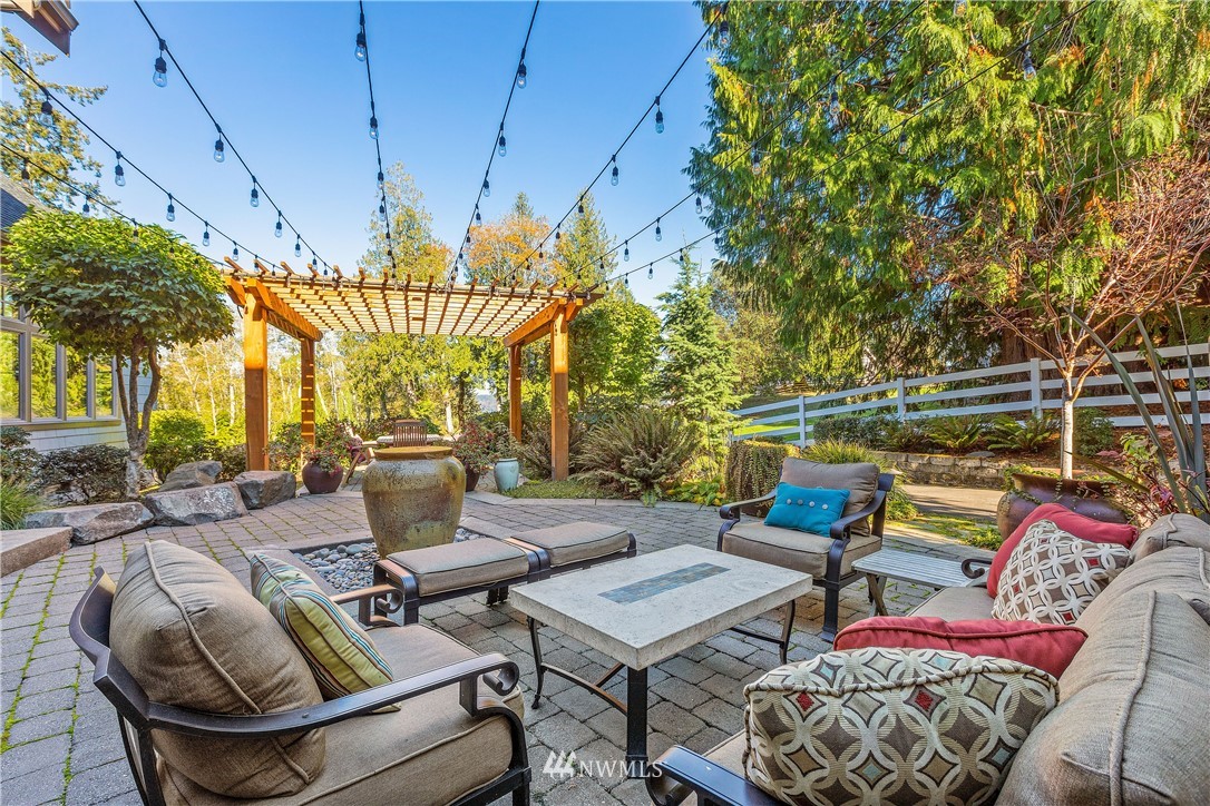 9804 Johnson Point Loop Northeast Olympia, WA 98516 - Photo 34 of 40