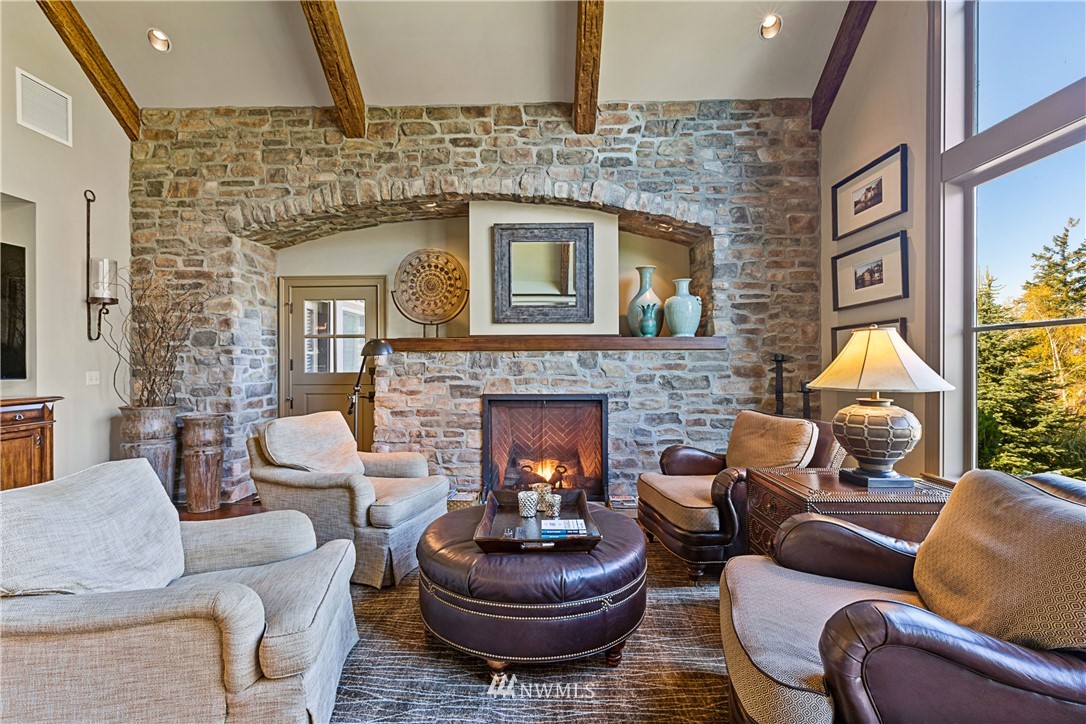 9804 Johnson Point Loop Northeast Olympia, WA 98516 - Photo 8 of 40