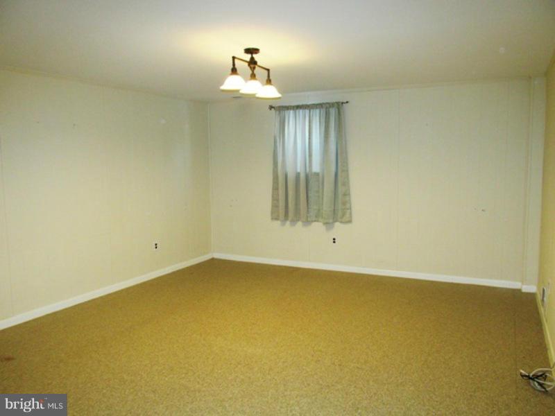 14102 Adkins Road Laurel, MD 20708 - Photo 22 of 30 Family Rm 2