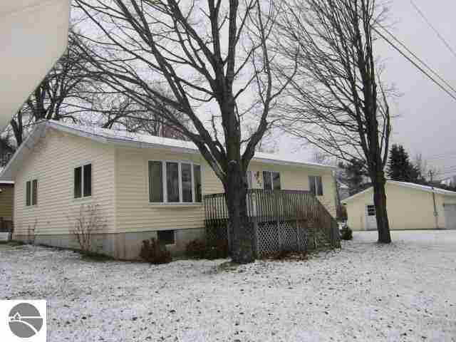 9082 North Nelson Road Cedar, MI 49621 - Photo 13 of 24 1744283-12.JPG