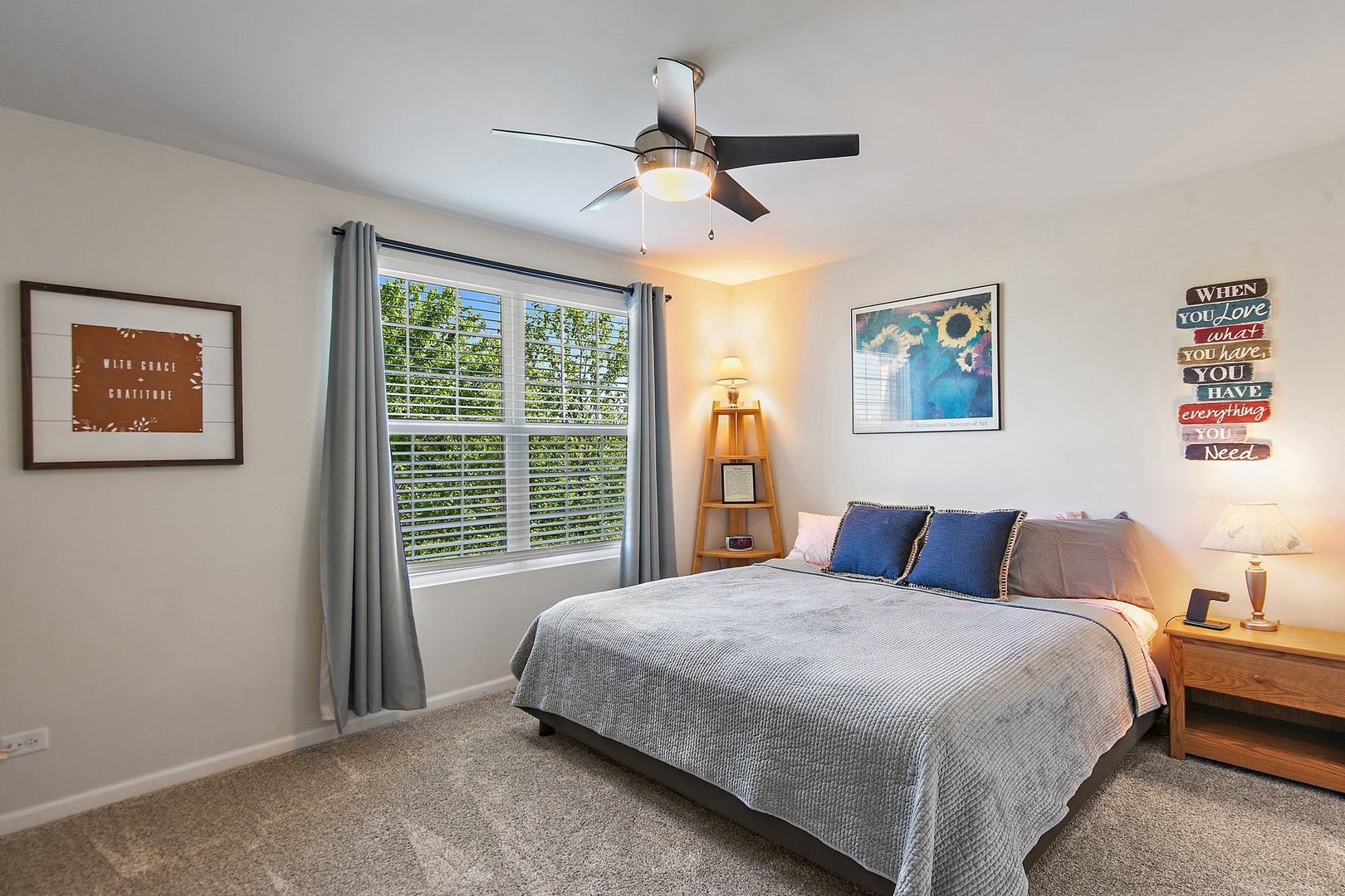 285 Monument Road Elgin, IL 60124 - Photo 23 of 33