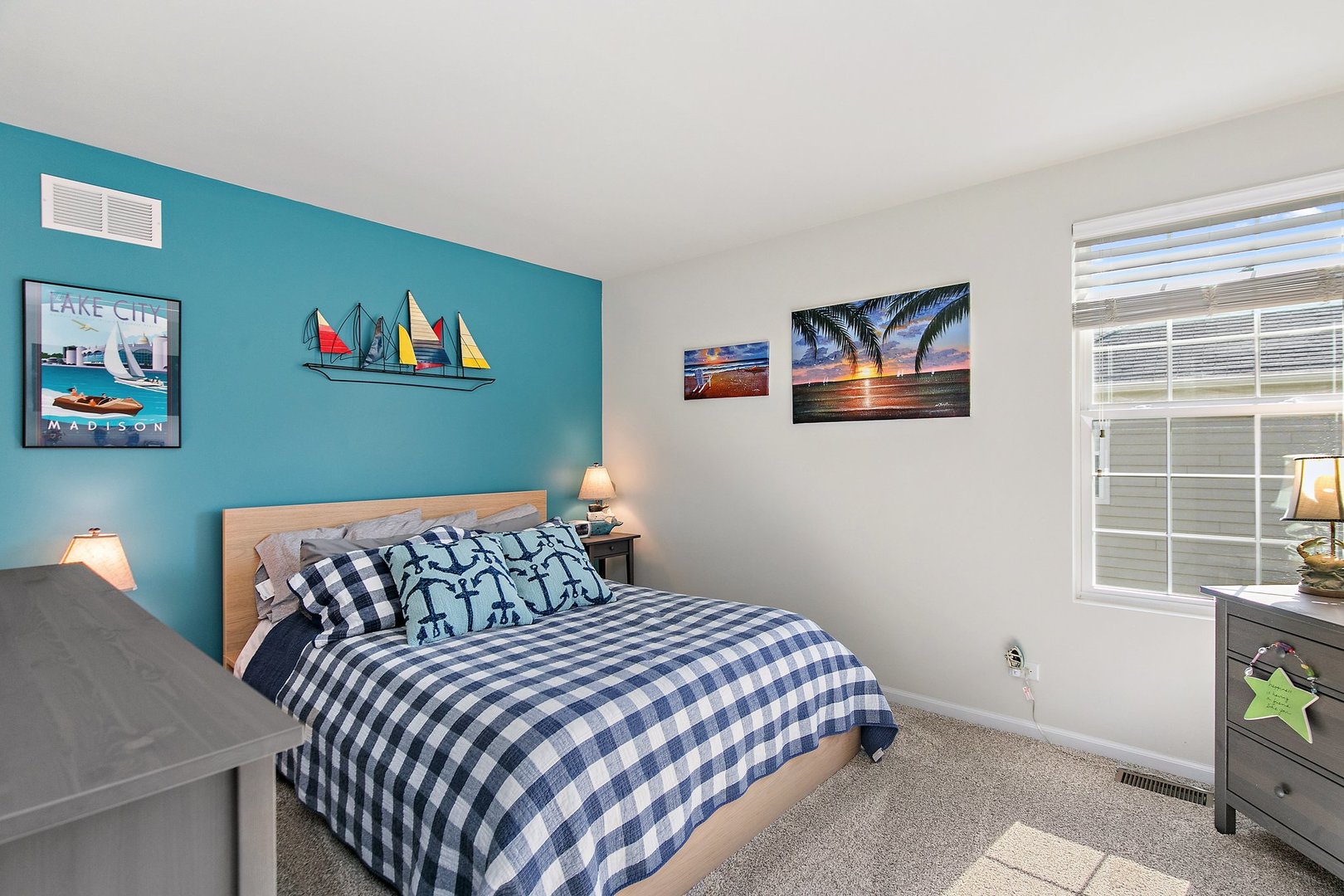 285 Monument Road Elgin, IL 60124 - Photo 24 of 33