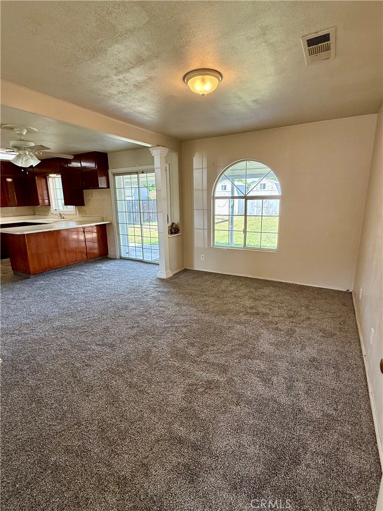 1127 West 23rd Street Merced, CA 95340 - Photo 17 of 23 dining area