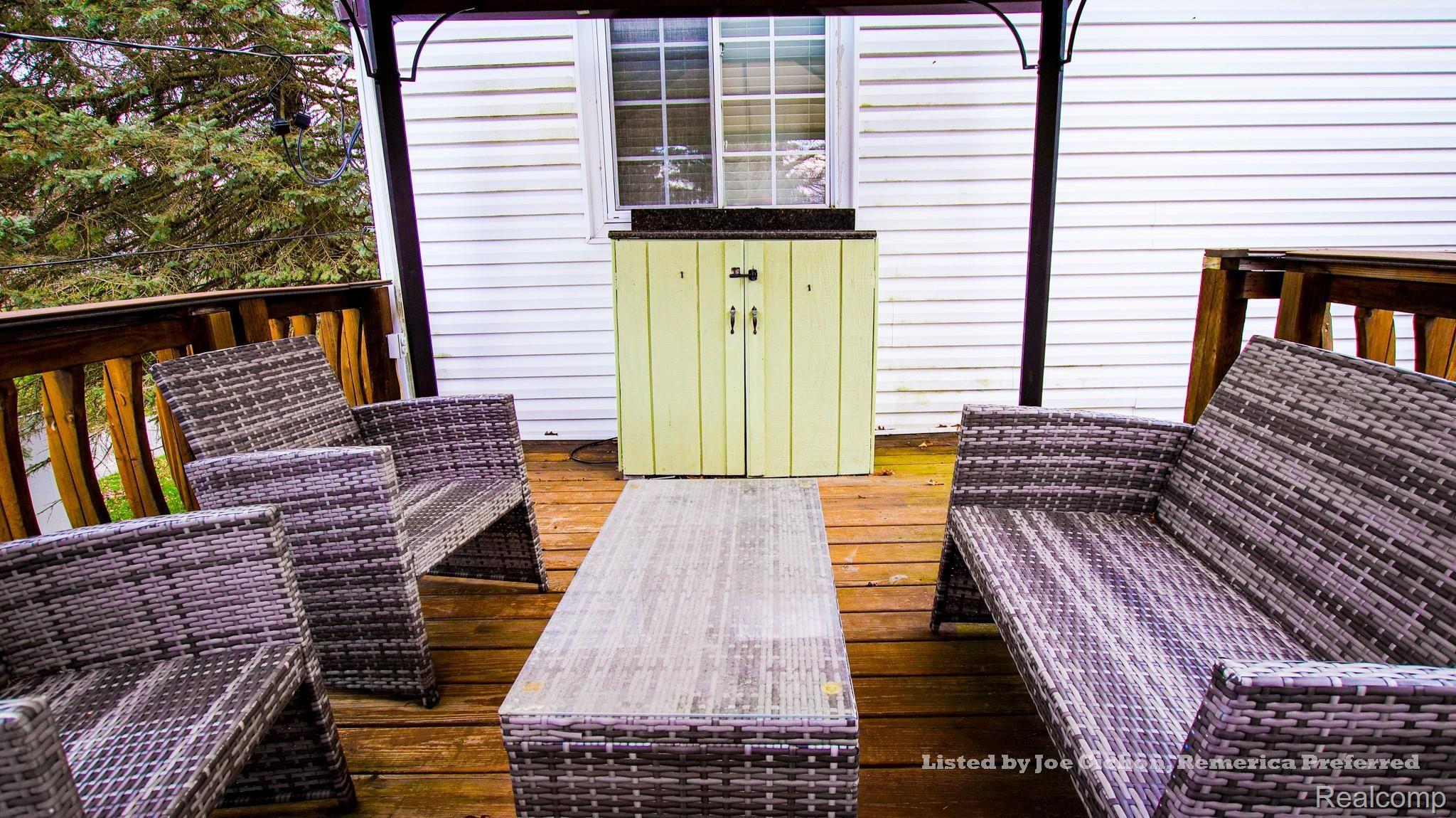 1784 Byron Road Howell, MI 48855 - Photo 7 of 26 6.jpg