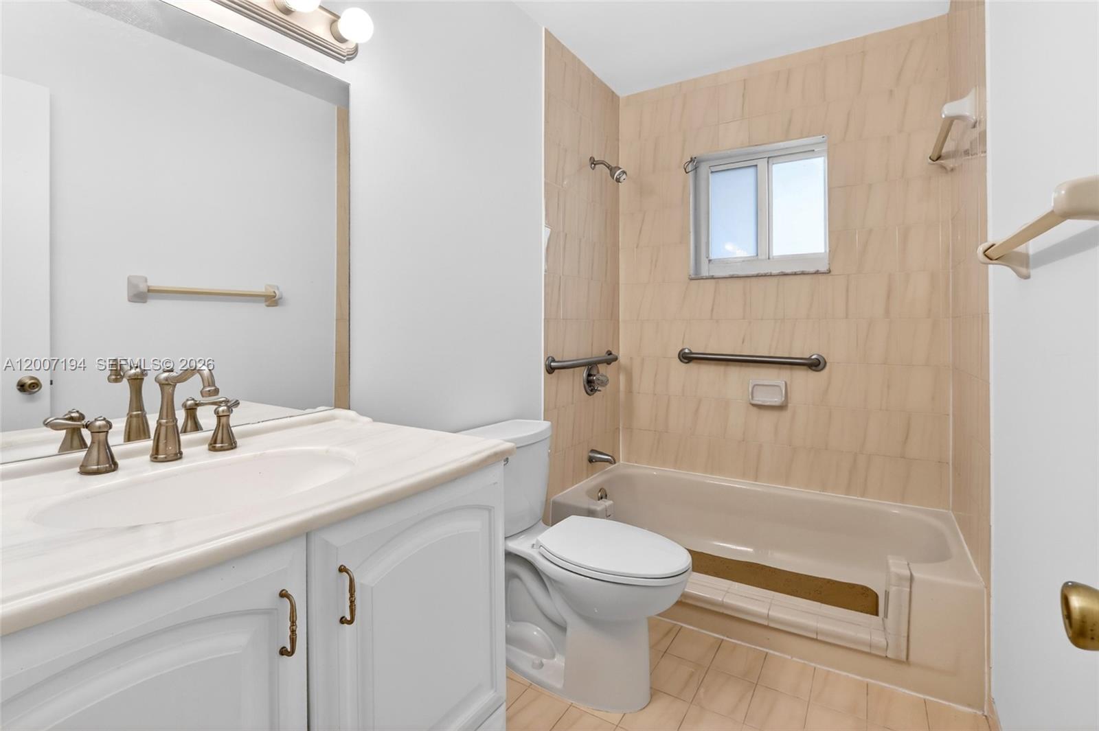 11211 Southwest 138th Terrace Miami, FL 33196 - Photo 20 of 25