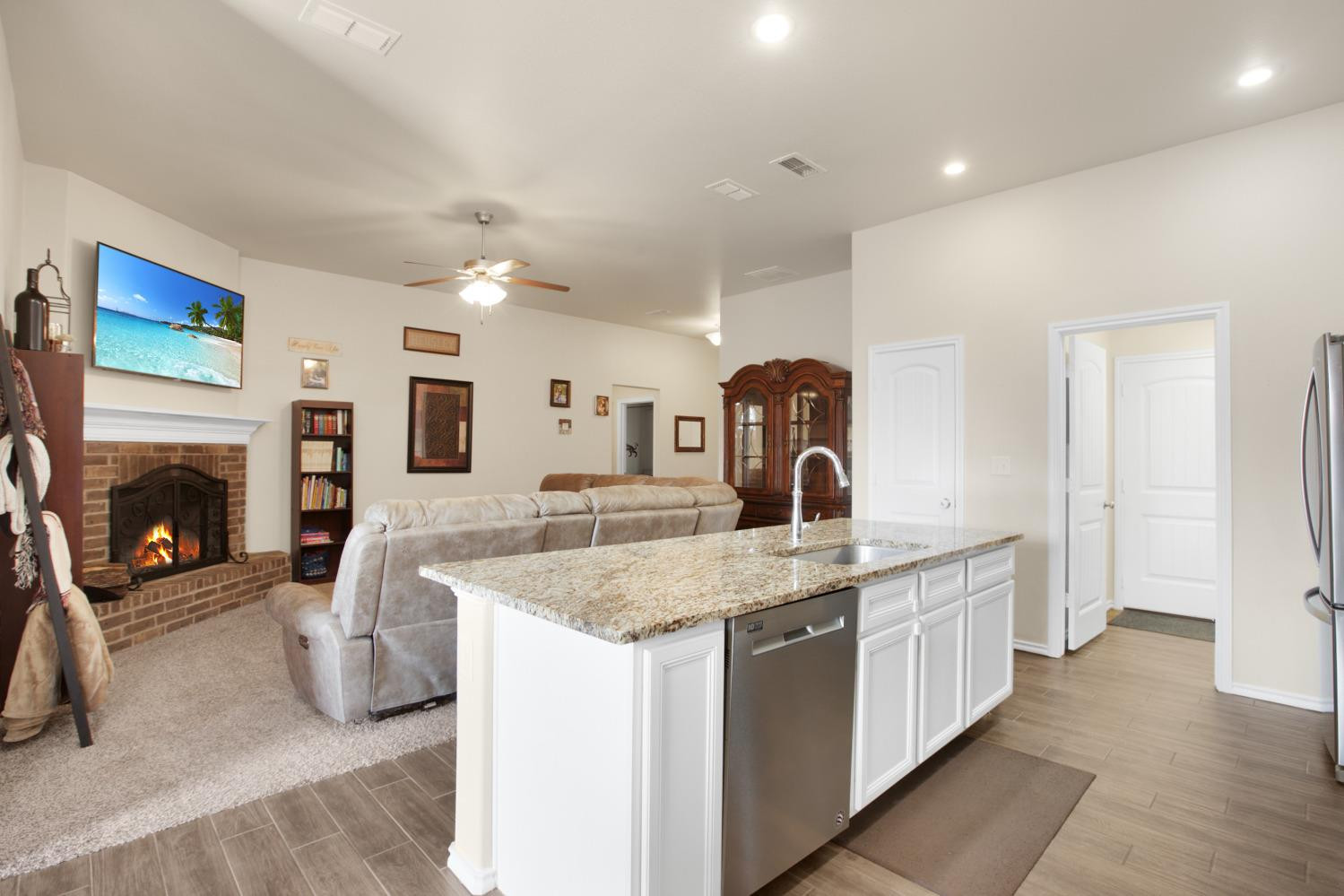2117 139th Street Lubbock, TX 79423 - Photo 7 of 22 Photo 7