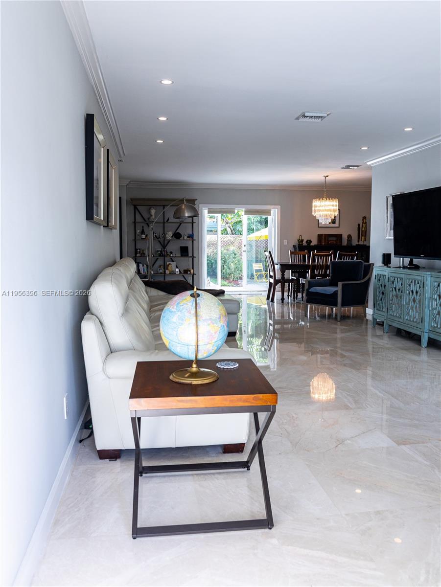 9117 Carlyle Avenue Surfside, FL 33154 - Photo 13 of 21