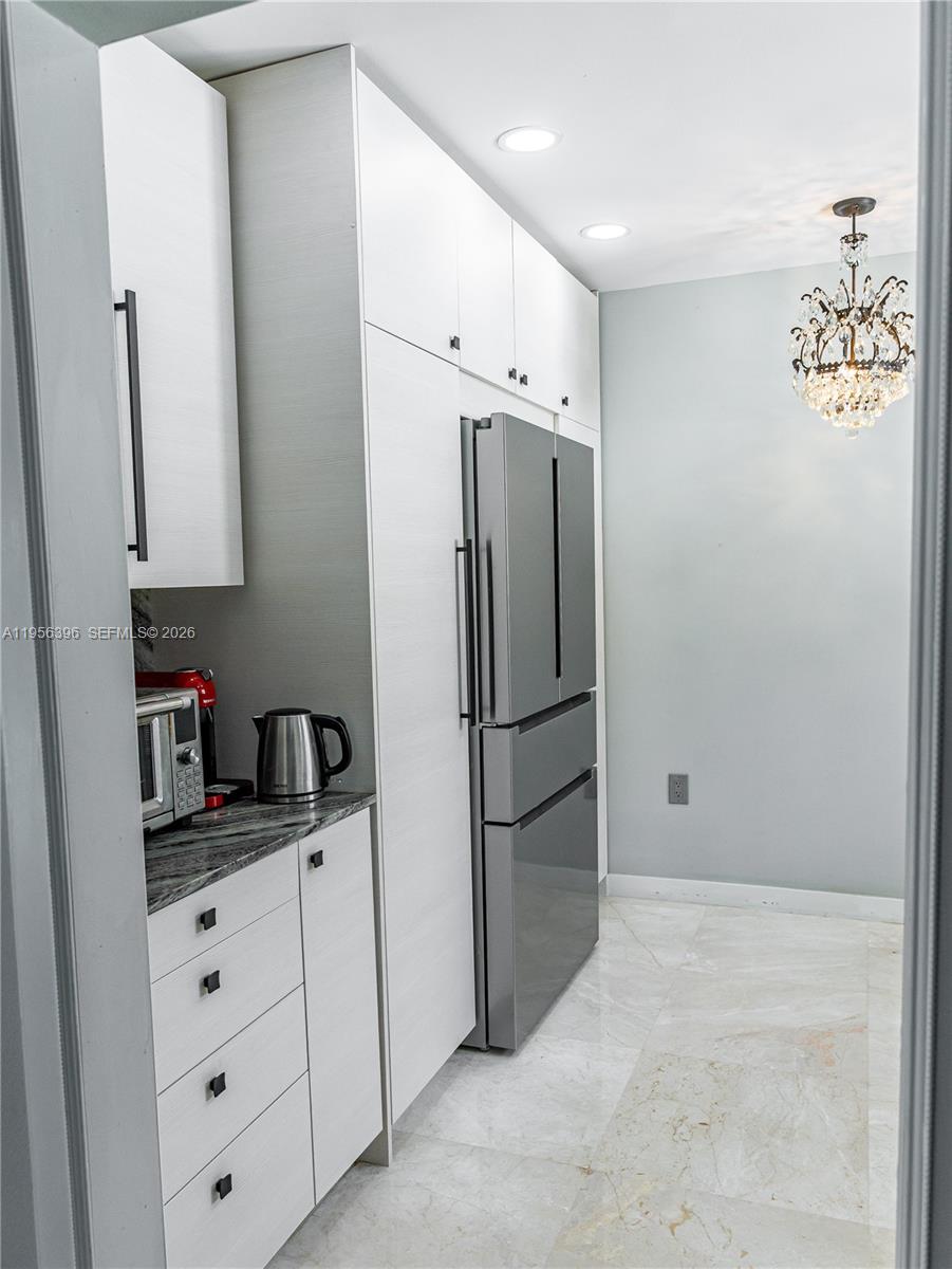 9117 Carlyle Avenue Surfside, FL 33154 - Photo 15 of 21