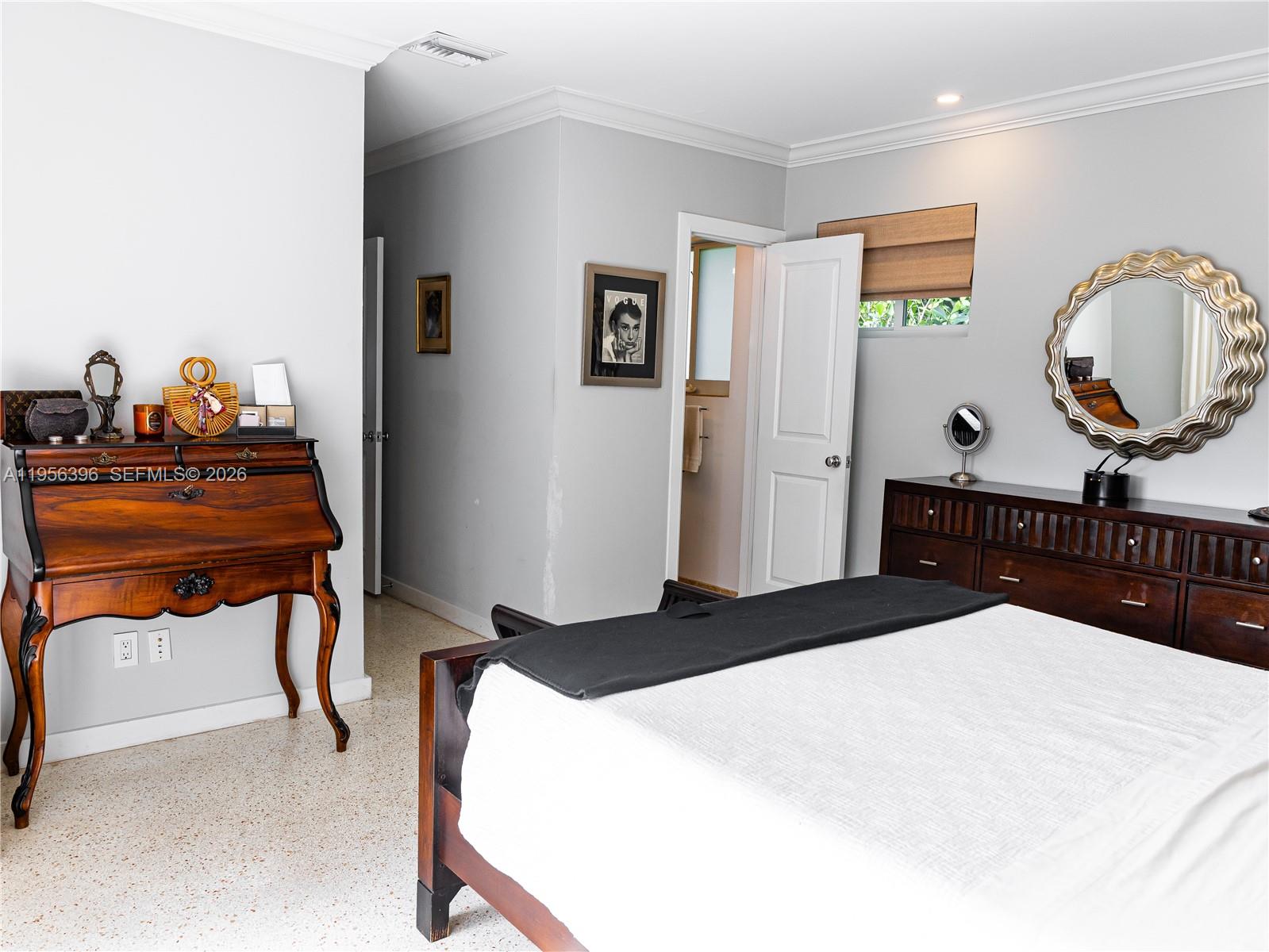 9117 Carlyle Avenue Surfside, FL 33154 - Photo 19 of 21