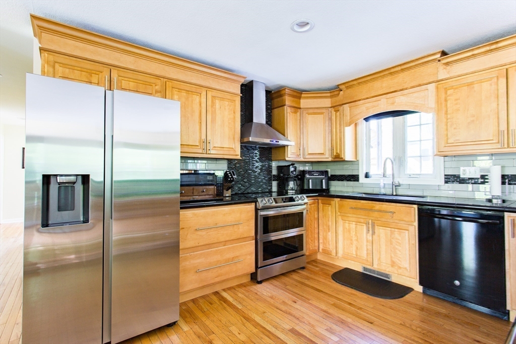 367 Reed Street Warren, MA 01083 - Photo 18 of 36