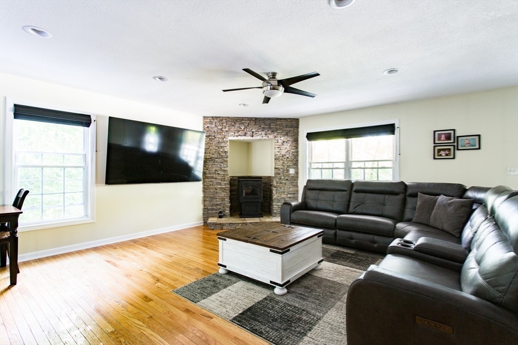 367 Reed Street Warren, MA 01083 - Photo 20 of 36