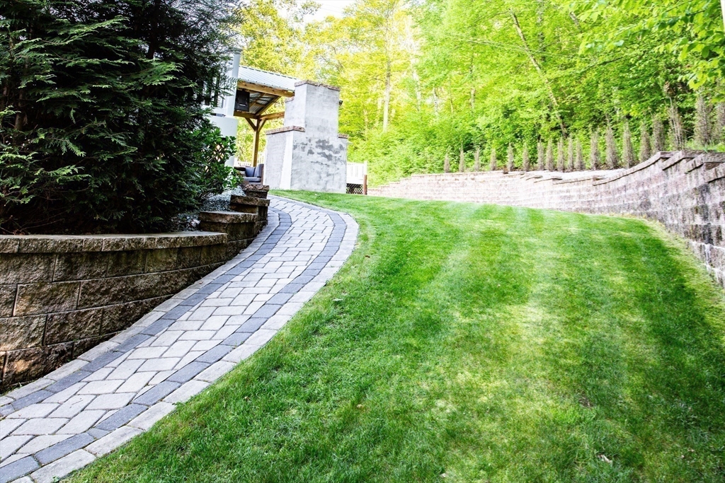 367 Reed Street Warren, MA 01083 - Photo 8 of 36