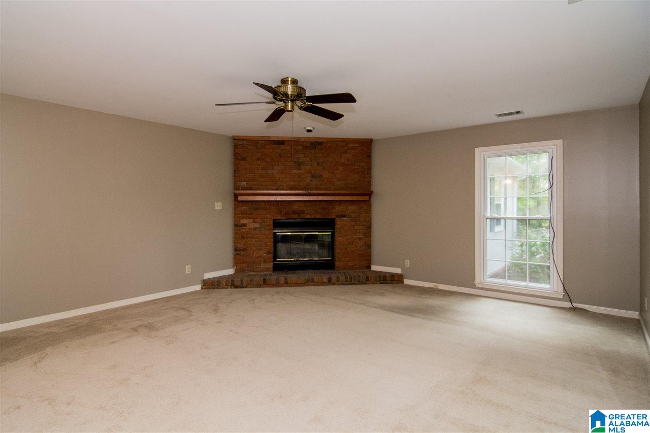 31 Country Cove Chelsea, AL 35043 - Photo 4 of 29