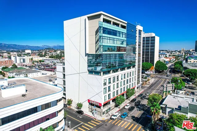 a picture of city view