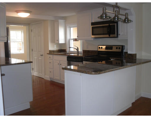 61 Hilltop Road Holbrook, MA 02343 - Photo 9 of 23